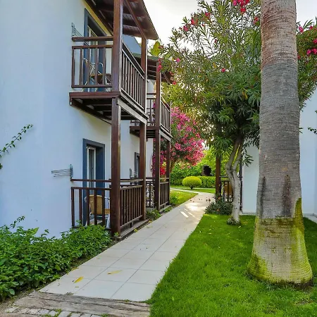 Otel Bitez Garden Life