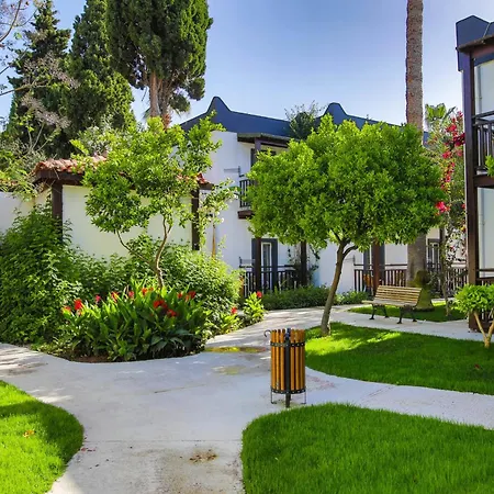 Bitez Garden Life Hotel 4*