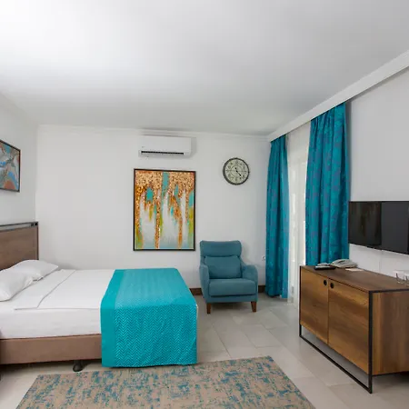 Hotell Bitez Garden Life