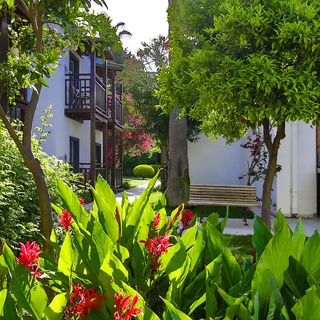 Hotell Bitez Garden Life 4*